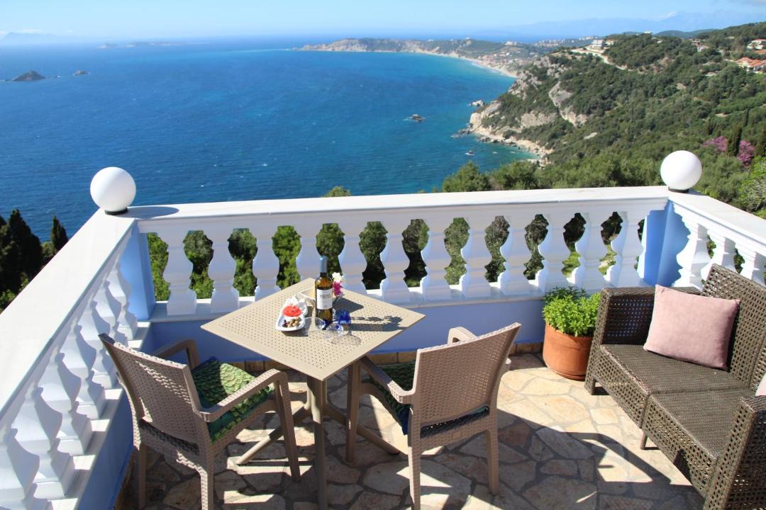 Photo of Patio Balcony in Afionas