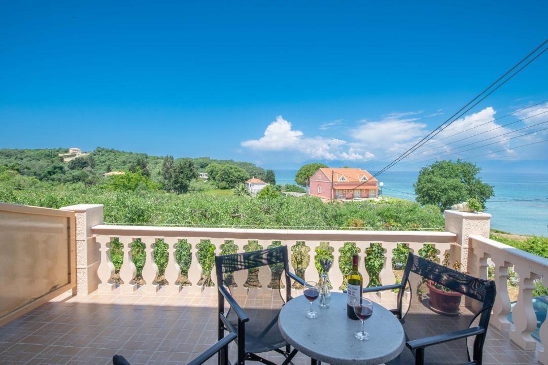Photo of Patio Balcony in Astrakeri