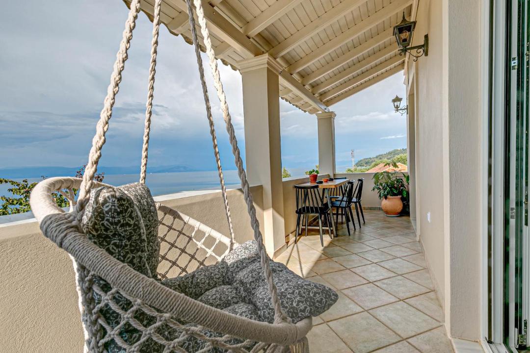 Photo of Patio Balcony in Chlomos