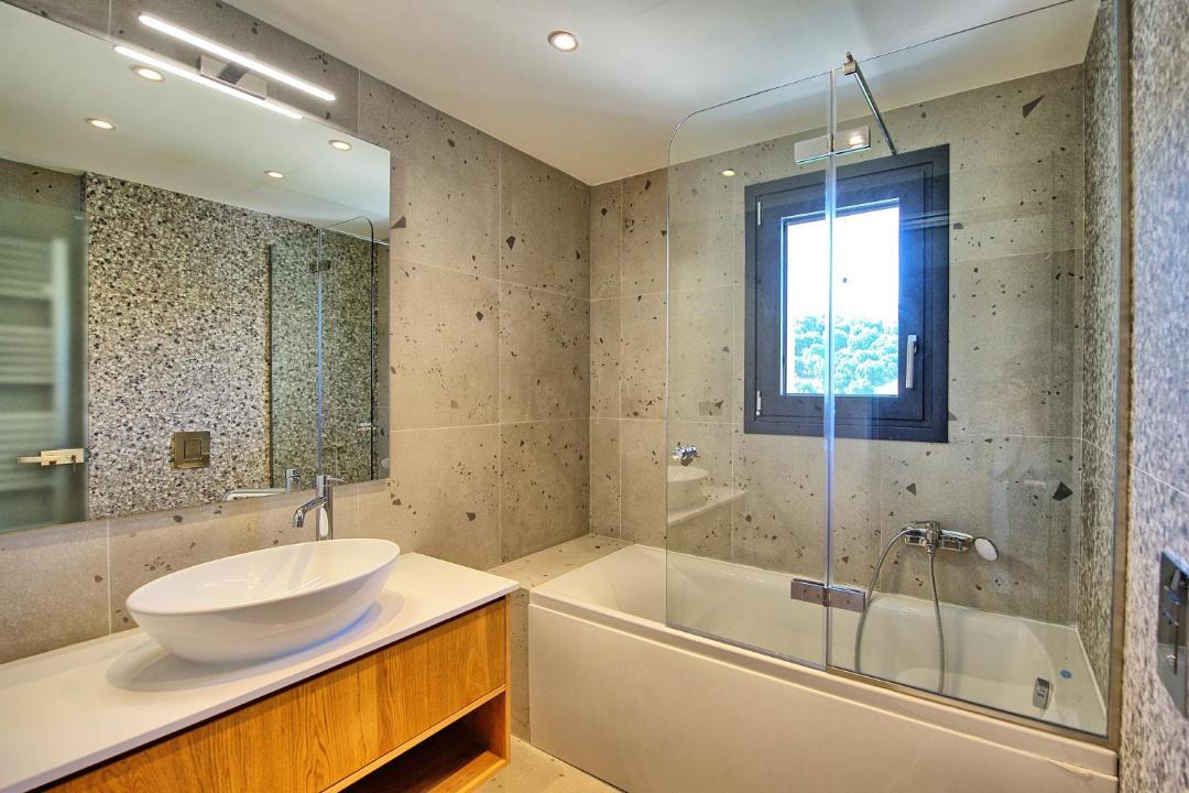 Photo of Bathroom in Almiros Beach