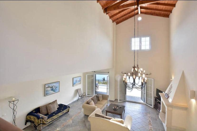 Photo of Livingroom in Barbati