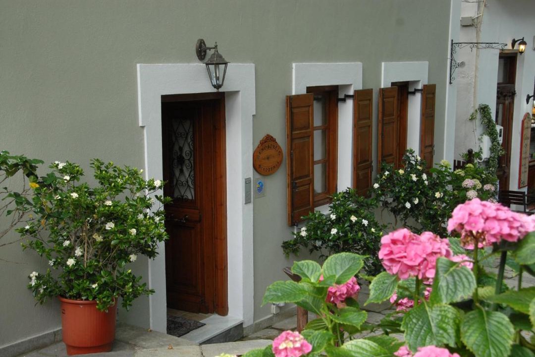 Photo of Others in Portaria