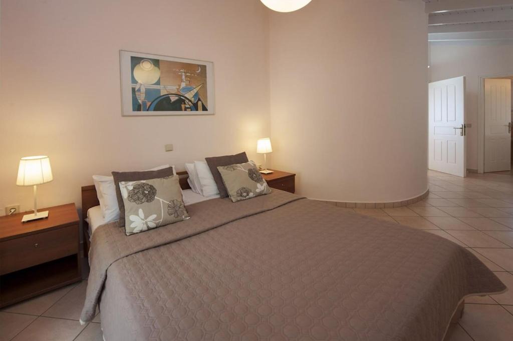 Photo of Bedroom in Katavolos