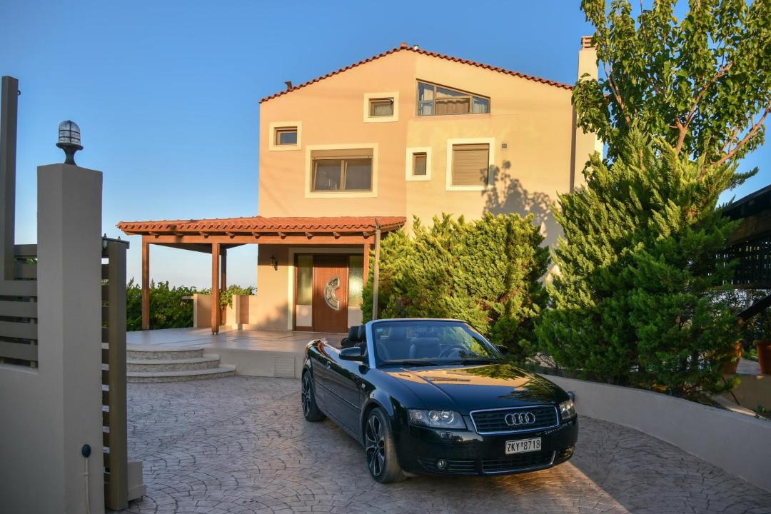 Photo of Others in Limenas Chersonisou