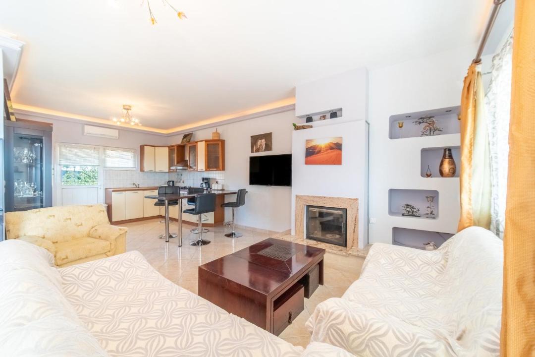 Photo of Bedroom in Petriti