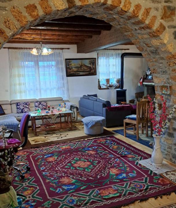Photo of Livingroom in Korce