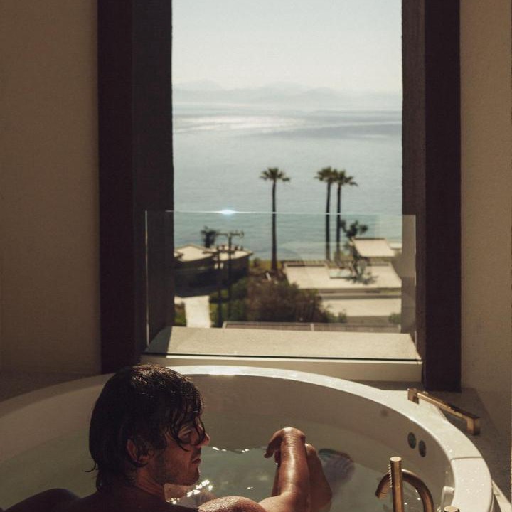 Photo of Bathroom in Messonghi