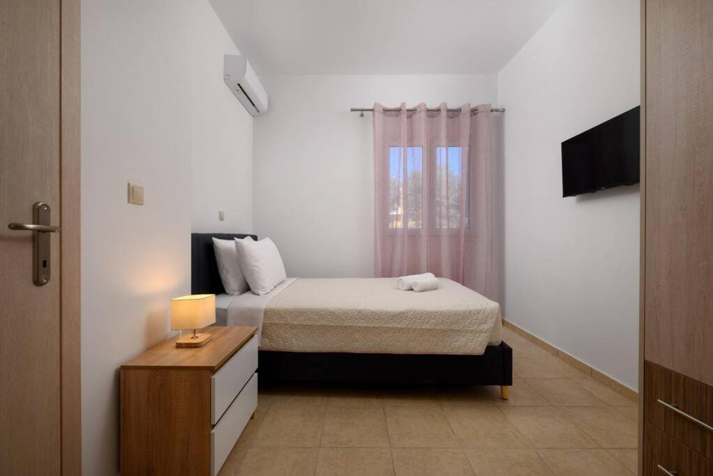 Photo of Bedroom in Petriti