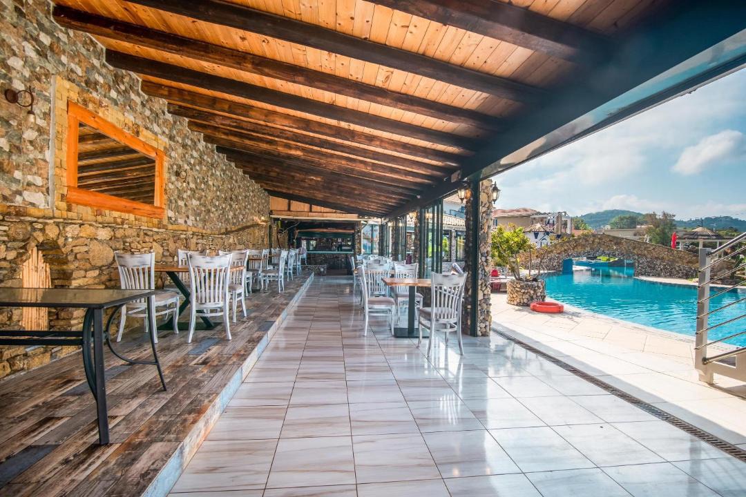 Photo of Patio Balcony in Arillas