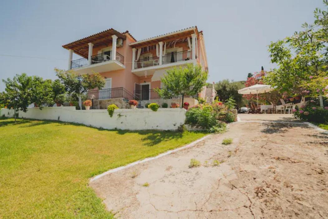 Photo of Others in Agia Pelagia Chlomou
