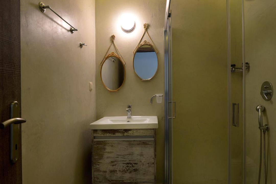Photo of Bathroom in Old Town