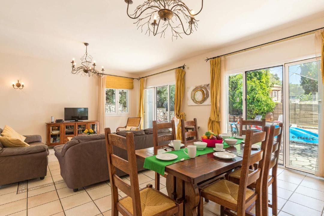 Photo of Livingroom in Kassiopi