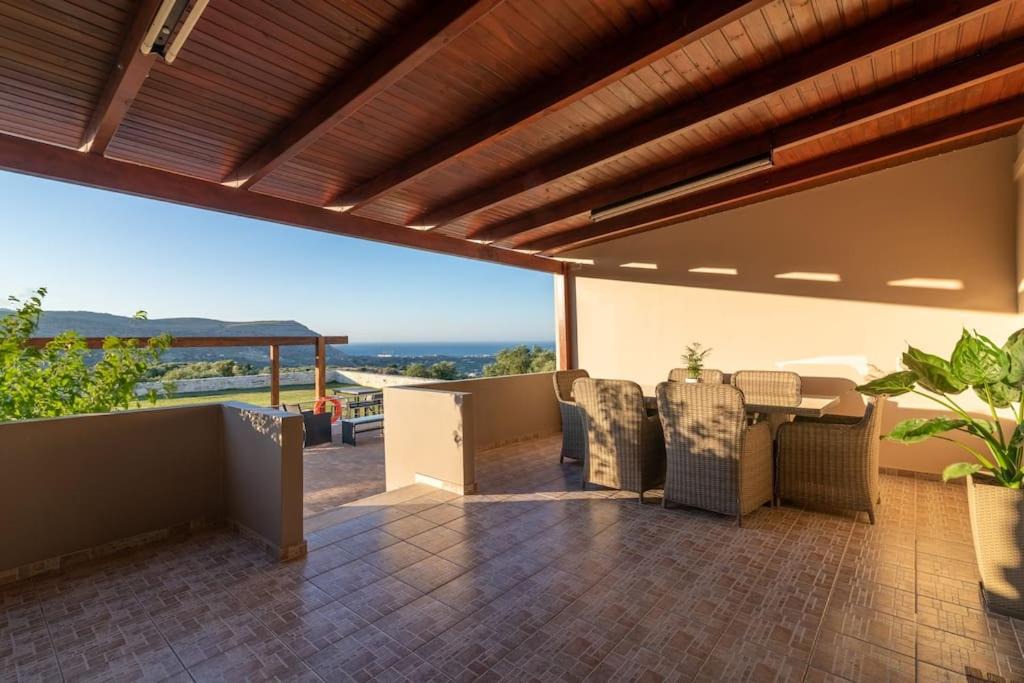 Photo of Patio Balcony in Tilisos