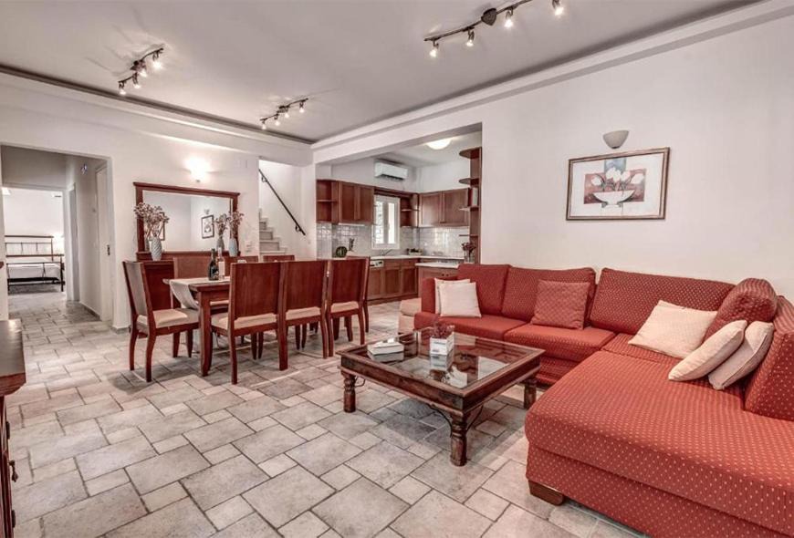 Photo of Livingroom in Agios Stefanos Avliotes