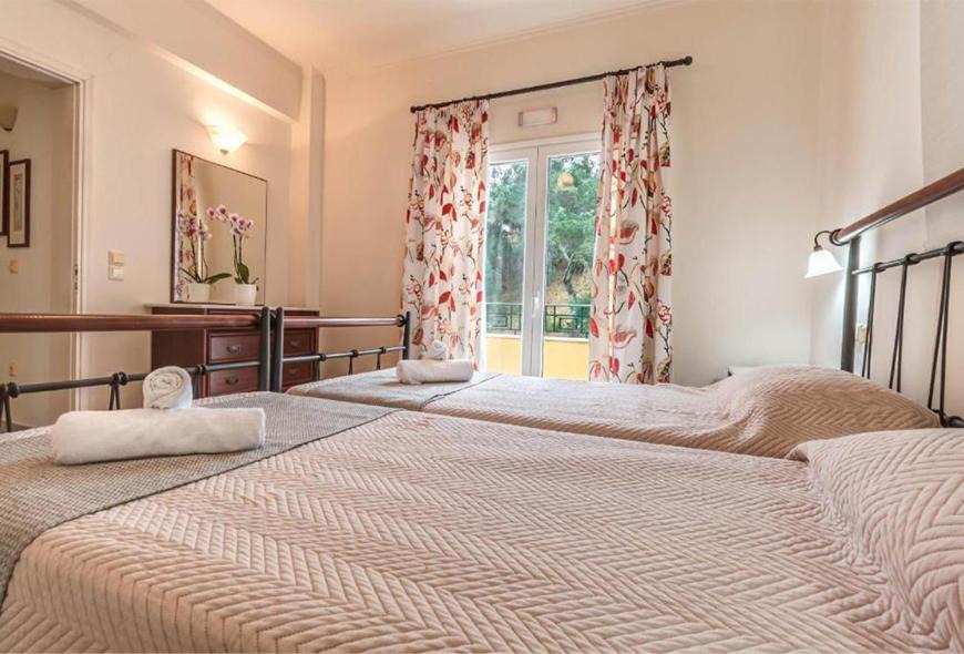 Photo of Bedroom in Agios Stefanos Avliotes