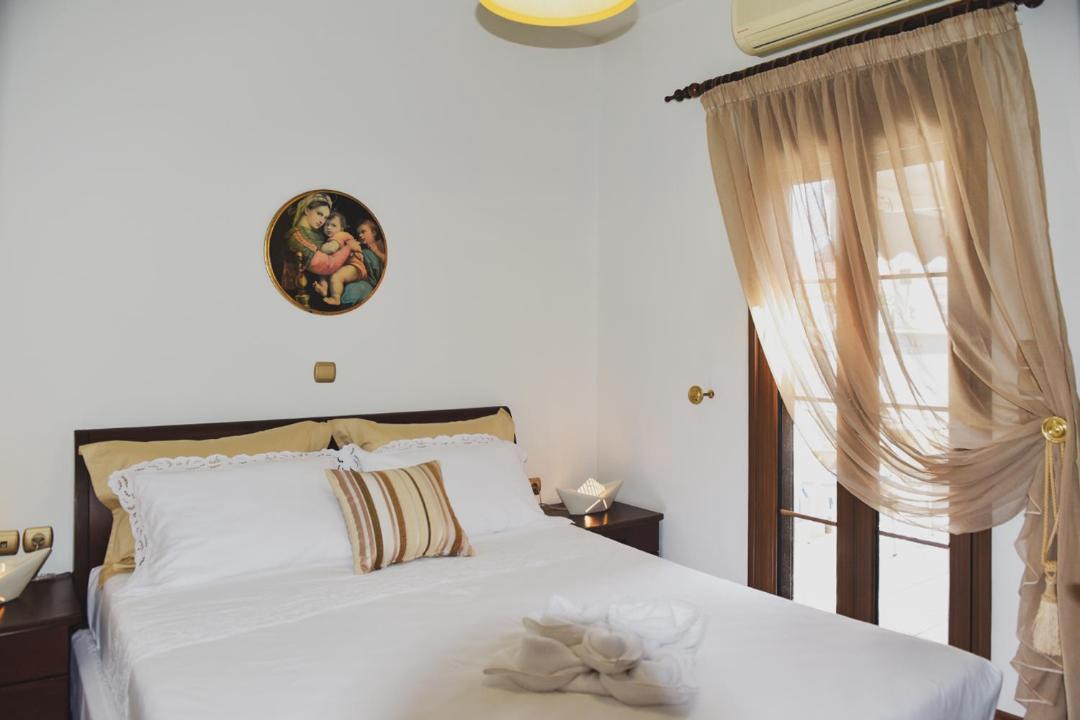 Photo of Bedroom in Pythagorio
