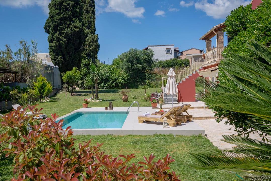 Photo of Outdoor in Alepou
