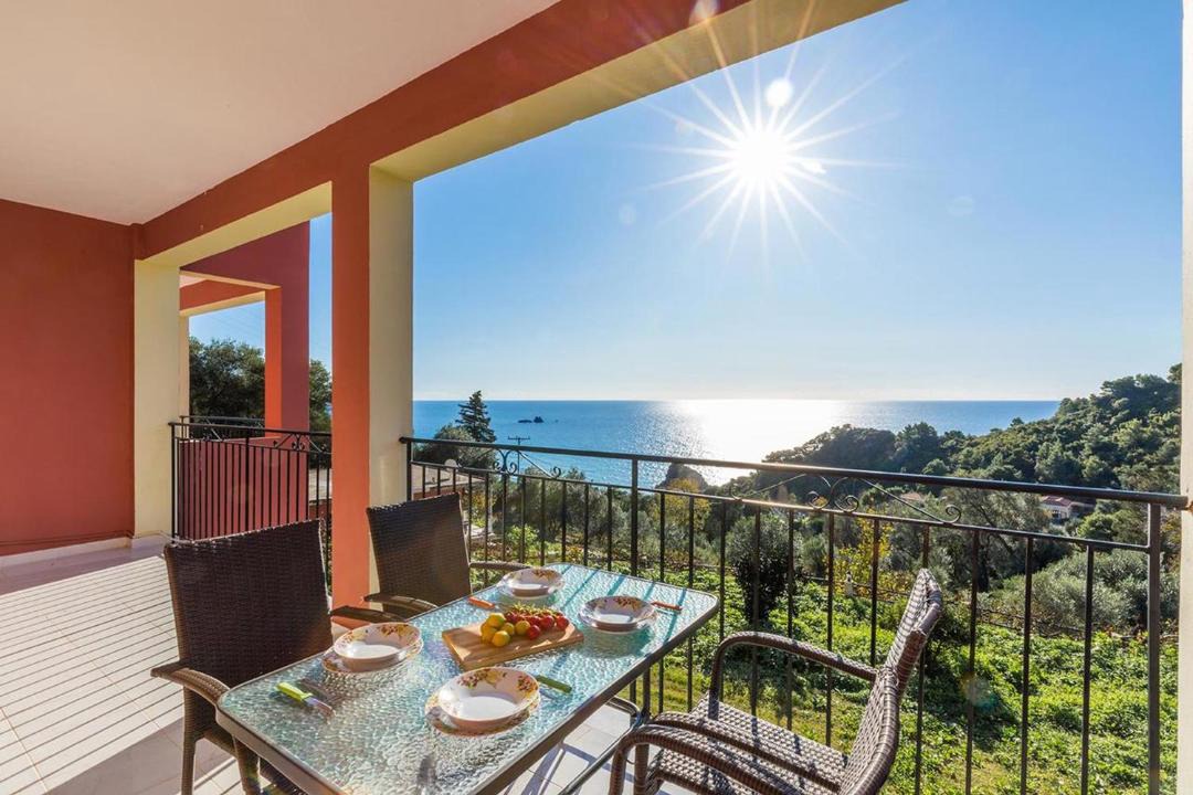 Photo of Patio Balcony in Sinarades