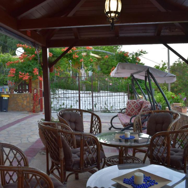 Photo of Patio Balcony in Gardenos