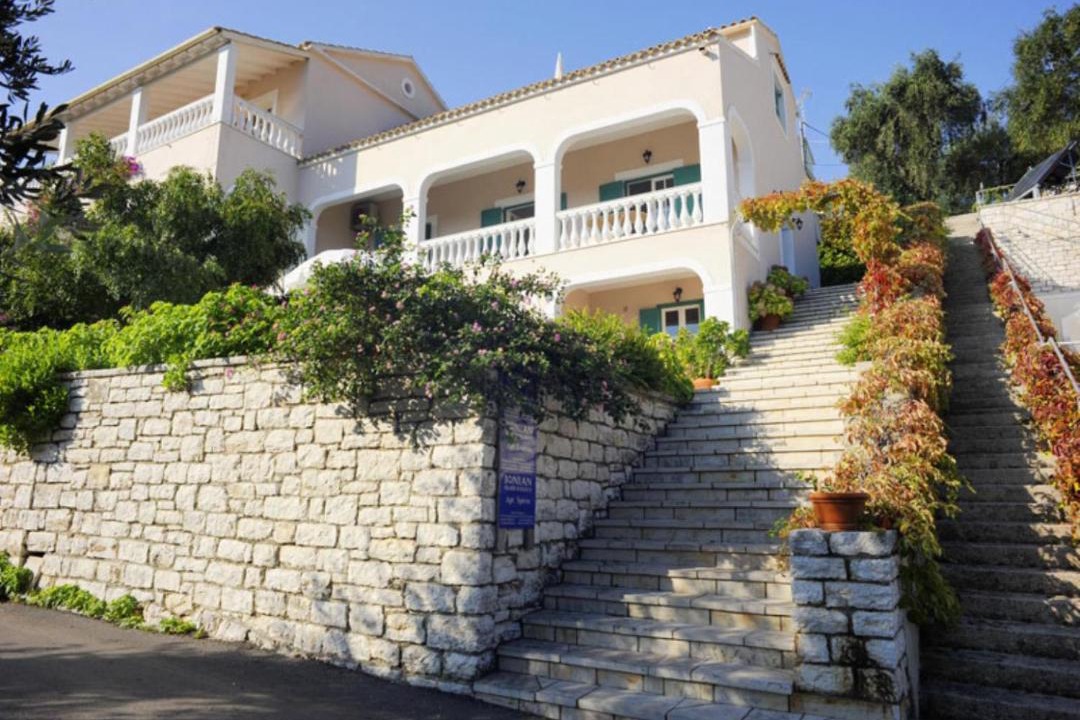 Photo of Buildings in Agios Stefanos