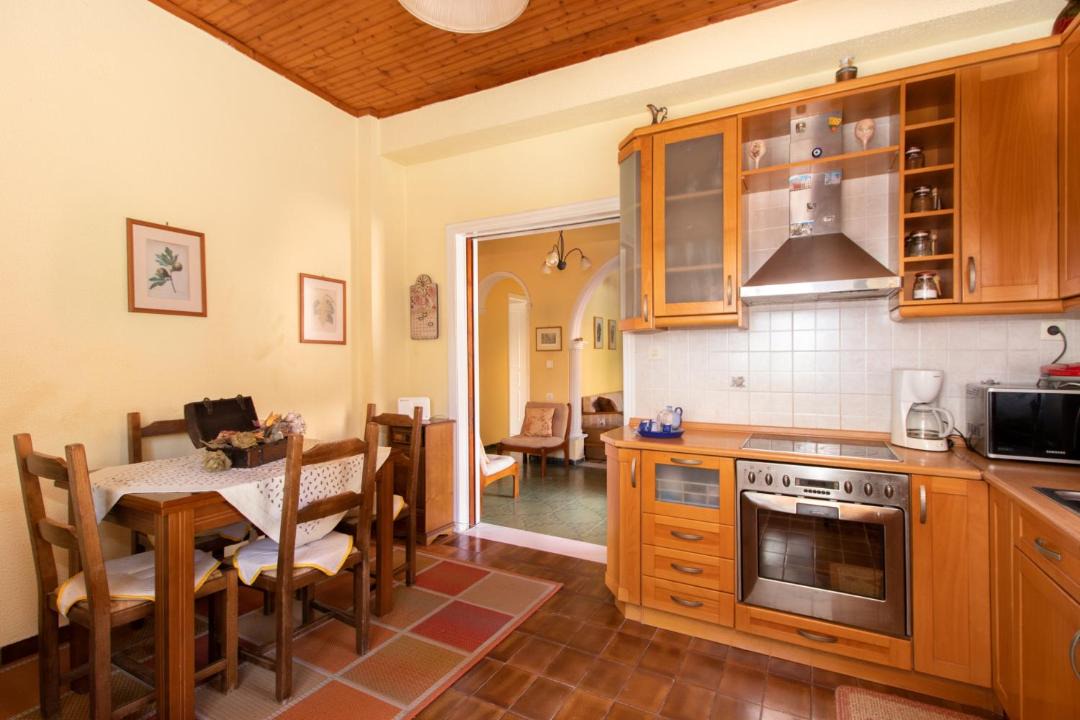 Photo of Kitchen in Esperion