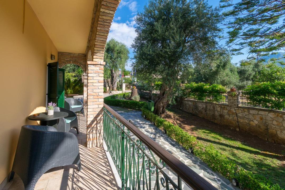 Photo of Patio Balcony in Kato Korakiana