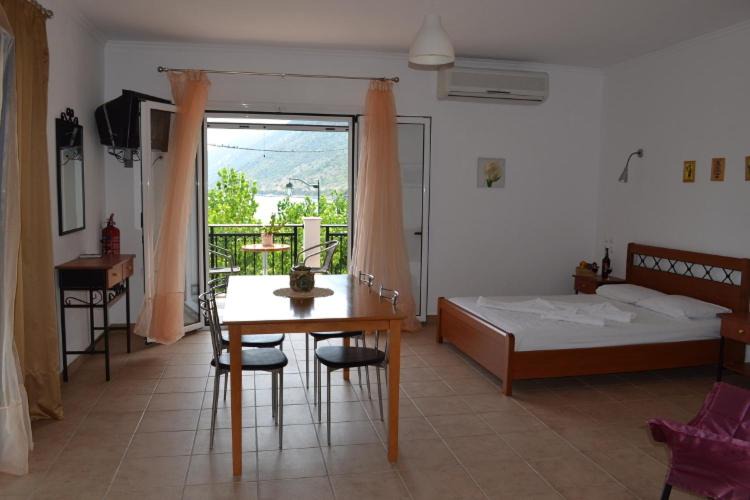 Photo of Others in Vassiliki