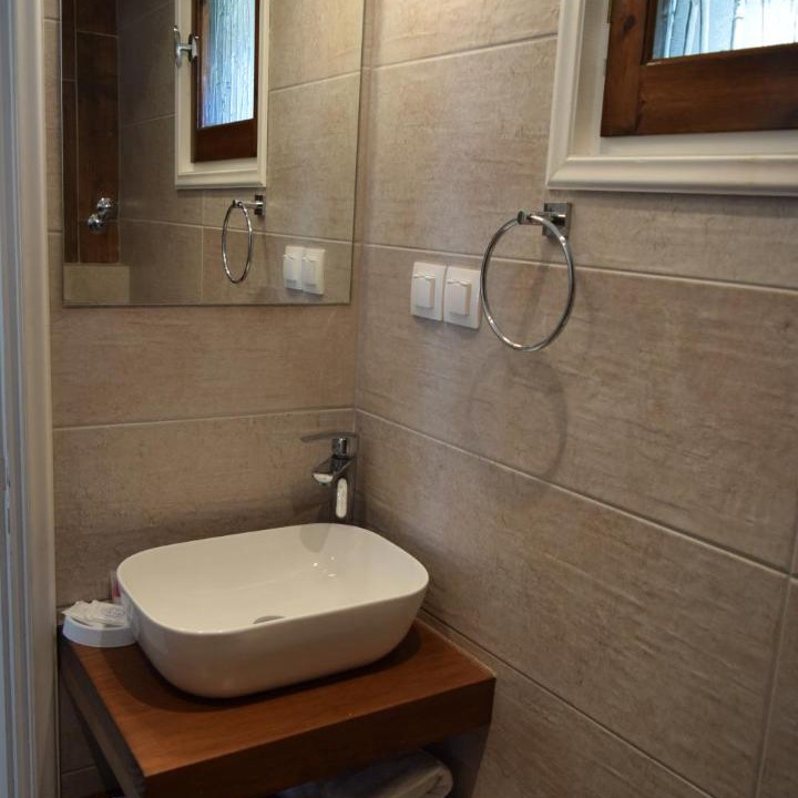 Photo of Bathroom in Messonghi