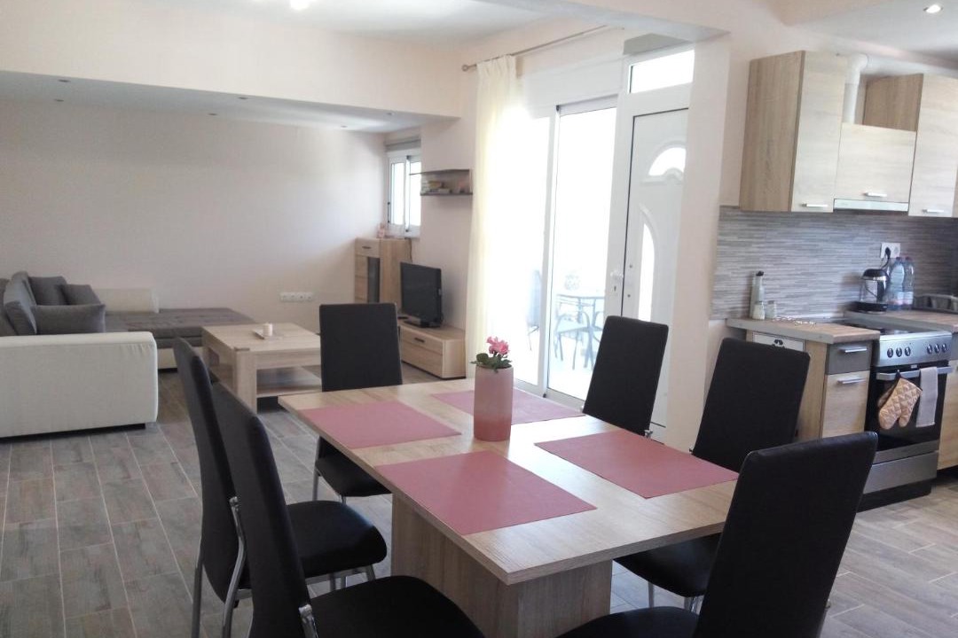 Photo of Kitchen in Liapades