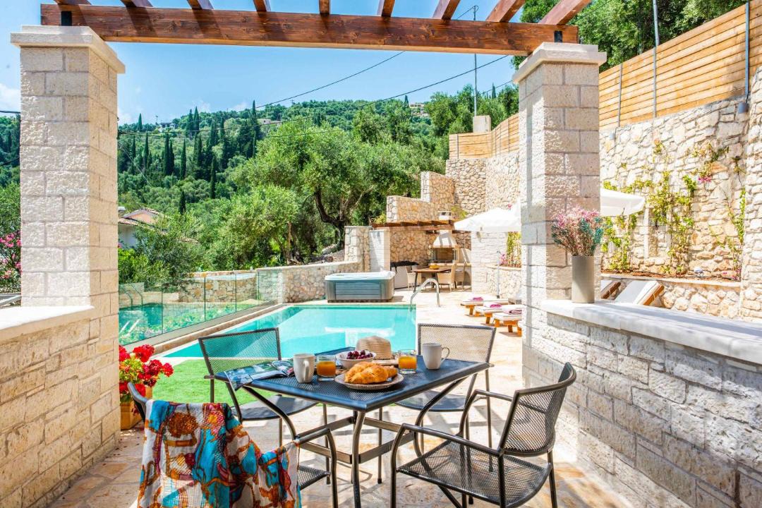 Photo of Patio Balcony in Kavalleraina