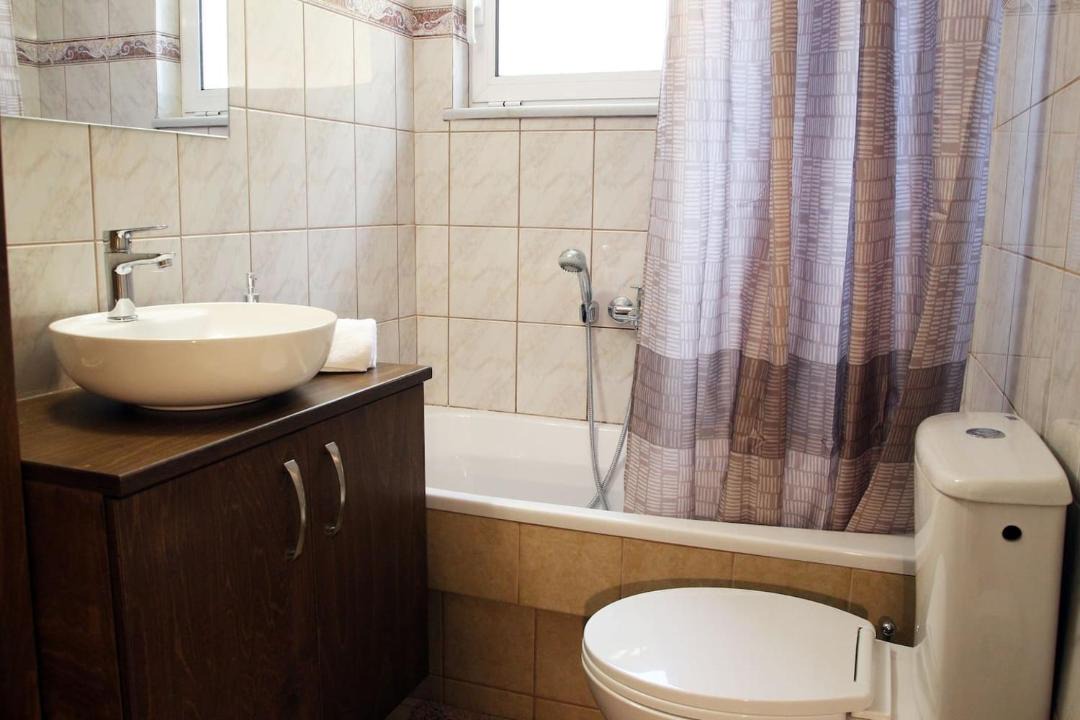 Photo of Bathroom in Pyrgos Psilonerou