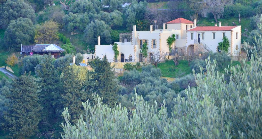 Photo of Others in Makronas