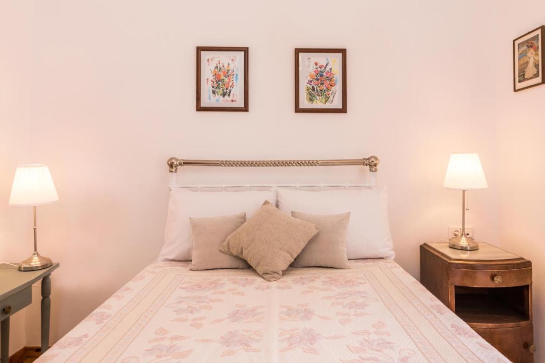 Photo of Bedroom in Pelekas