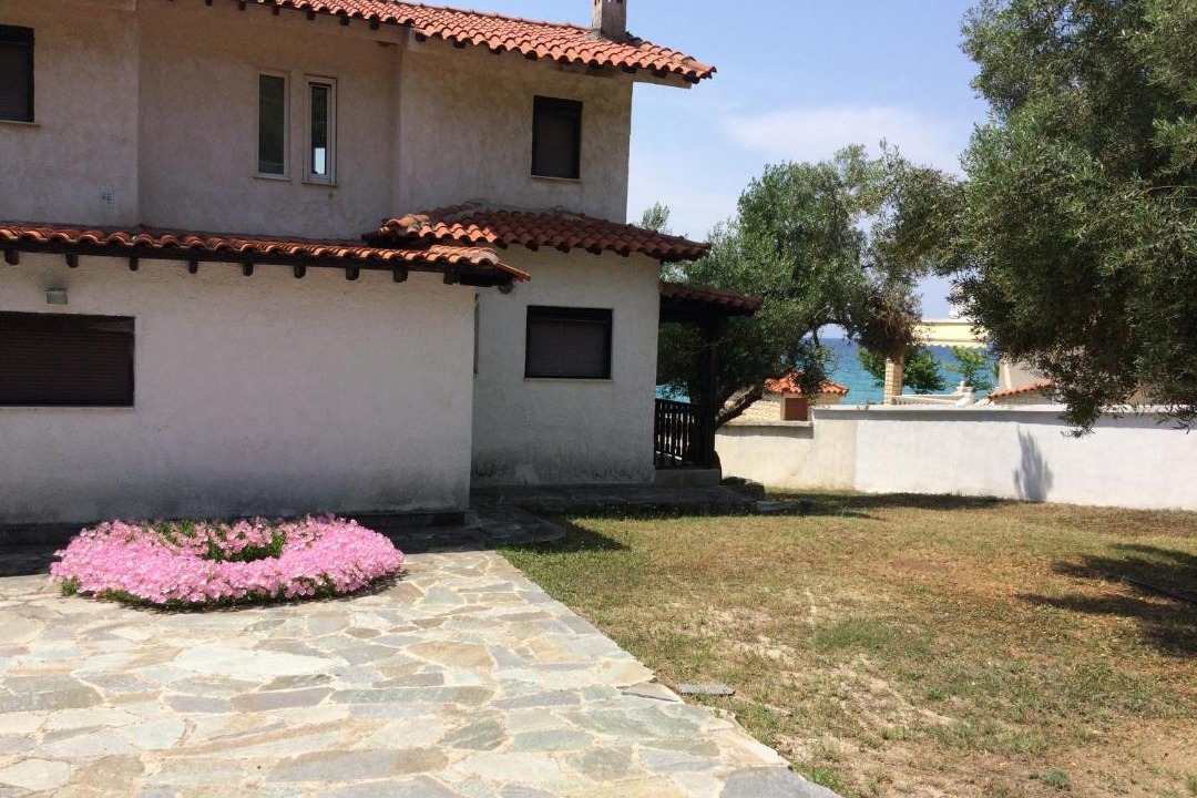 Photo of Buildings in Mola Kalyva