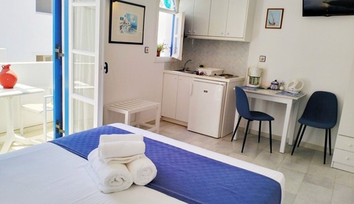 Studio, 1 Double Bed, Private Bathroom