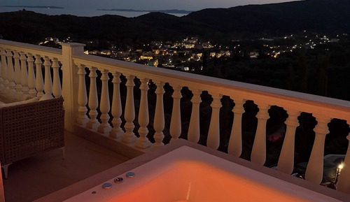 Executive Double Room with Sea View and Hot Tub