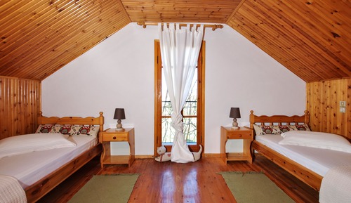 Family Duplex, 3 Bedrooms, Terrace, Mountain View
