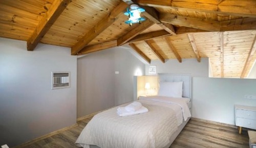 Nature Family Suite - Split Level Suite Sea View