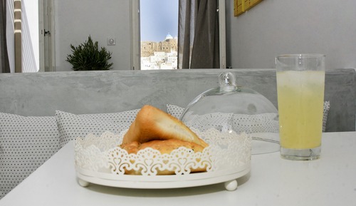 Suite, Jetted Tub