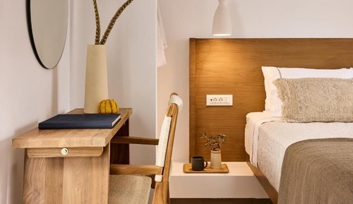 2-Bedroom Apartment Upper Floor