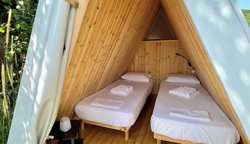 Junior Cabin
