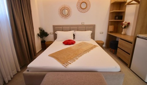 Double Room, Balcony