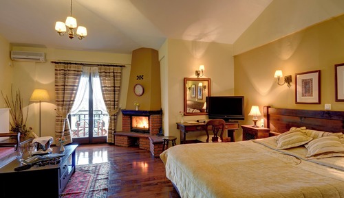 Deluxe Double or Twin Room, Lake View