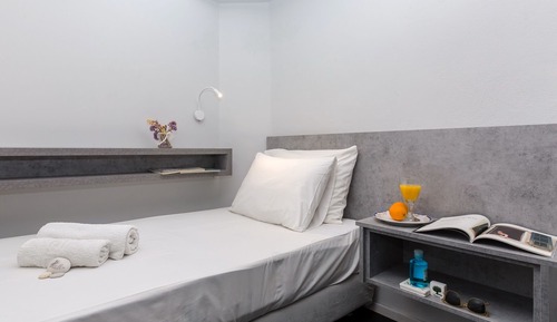 Economy Single Room