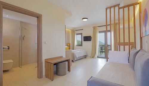 Quadruple Room, Sea View