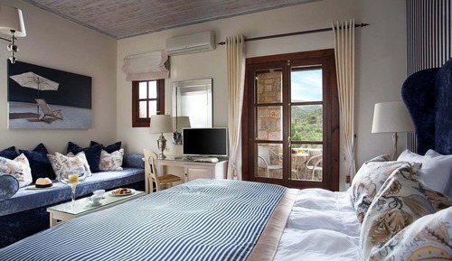 Superior Double Room, Partial Sea View
