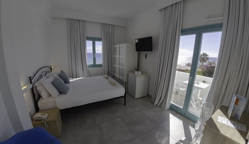 Panoramic Room