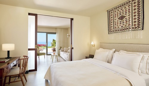 Beachfront Bliss Suite with Private Pool