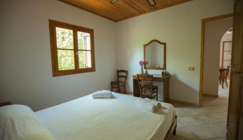 Two-Bedroom House with Sea and Garden View