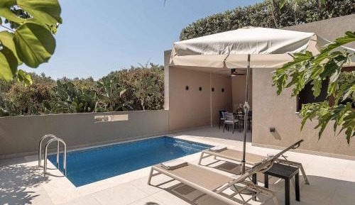 One-Bedroom Villa